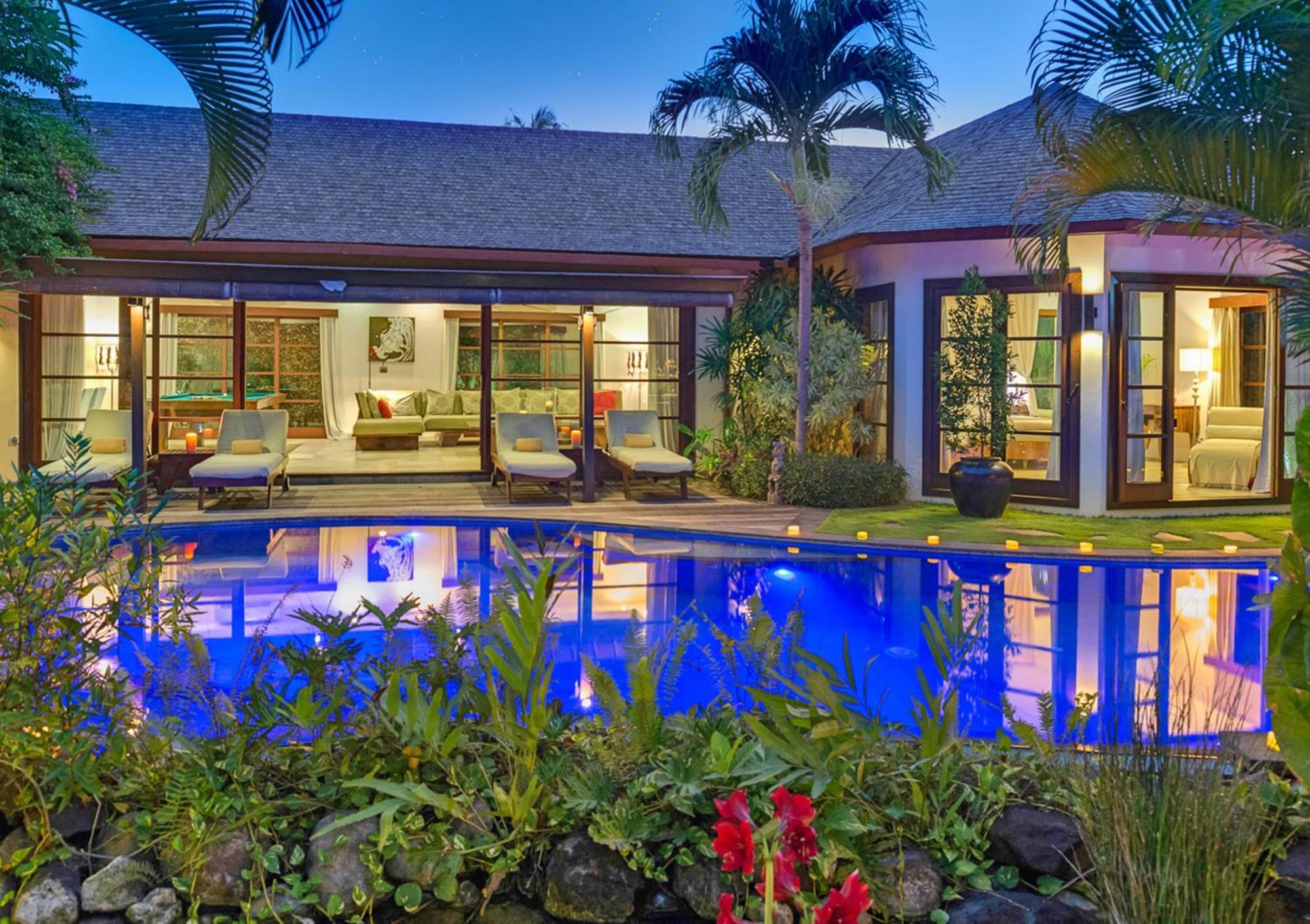 Lataliana Seminyak Villa Exterior photo